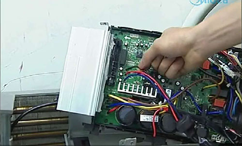 宁洱美的空调电话是多少